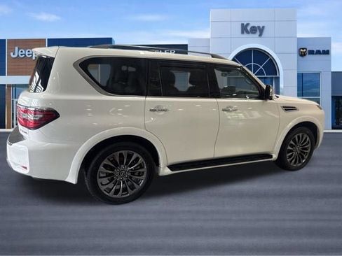 Used 2023 Nissan Armada Platinum w/ Captain's Chairs Package AWD/4WD image 8