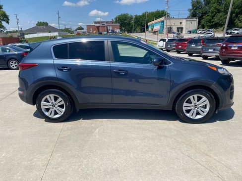 Used 2018 Kia Sportage LX FWD image 5