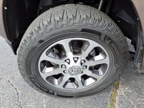 Used 2024 RAM 3500 Limited image 22