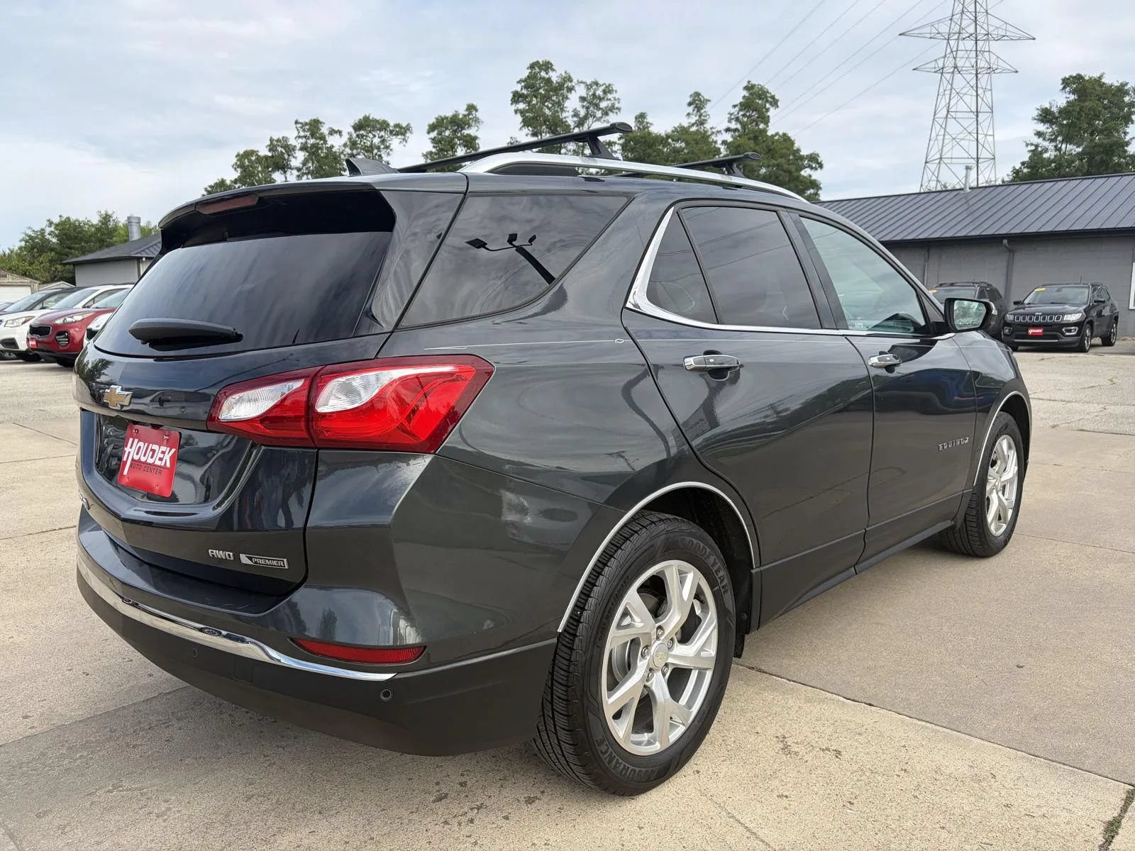 Used 2018 Chevrolet Equinox Premier AWD/4WD image 8