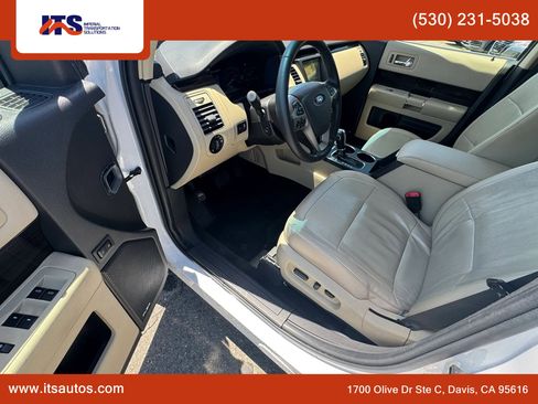 Used 2016 Ford Flex SEL w/ Equipment Group 202A AWD/4WD image 8