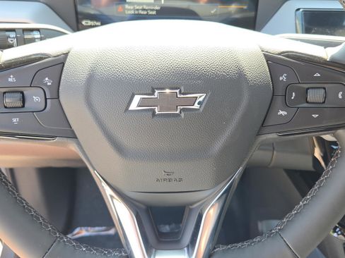 New 2027 Chevrolet Bolt LT w/ Comfort Package image 24