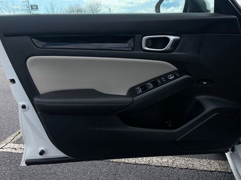 Certified 2024 Honda Civic Touring image 23