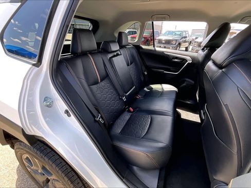 Used 2024 Toyota RAV4 Adventure image 19