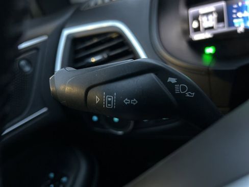 Used 2022 Ford Edge Titanium image 22