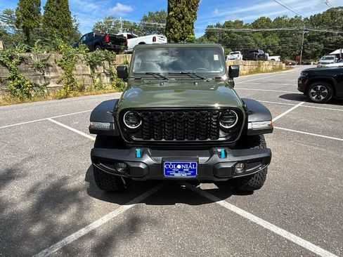 Used 2024 Jeep Wrangler Willys image 8