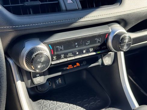 Certified 2024 Toyota RAV4 XLE image 32