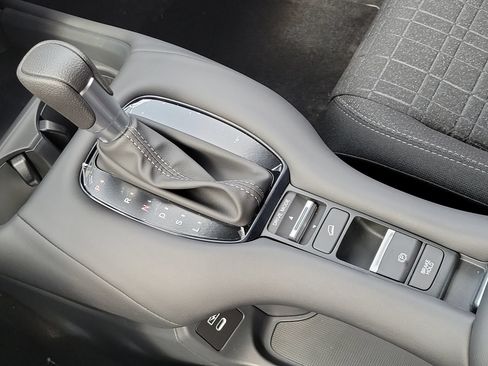 New 2027 Honda HR-V LX image 21