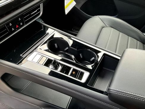 New 2025 Volkswagen Atlas Cross Sport SEL image 17