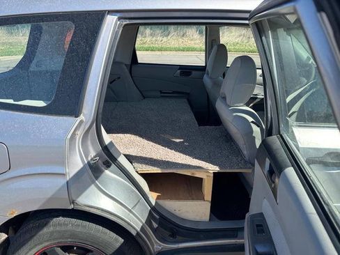 Used 2011 Subaru Forester 2.5X w/ Popular Equipment Group 1A AWD/4WD image 28