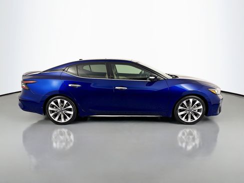 Used 2023 Nissan Maxima Platinum w/ Sport Mat Group image 4