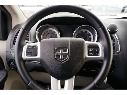 Used 2017 Dodge Grand Caravan SE w/ Power Window Group image 22