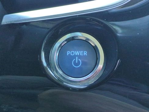 Used 2021 Toyota Prius Limited image 27