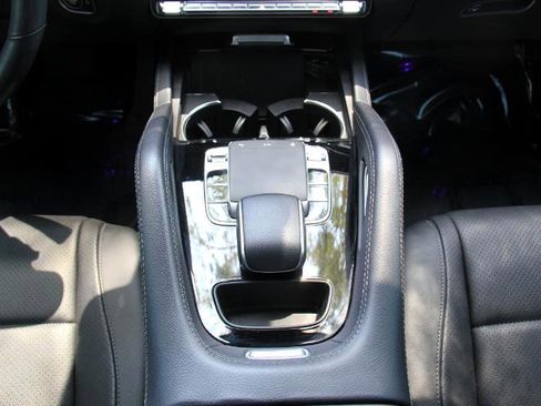 Used 2020 Mercedes-Benz GLE 350 w/ Premium Package image 19