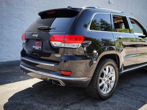 Used 2015 Jeep Grand Cherokee Summit w/ Trailer Tow Group IV image 15