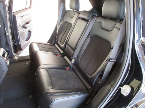 Used 2024 Jeep Grand Cherokee Trailhawk AWD/4WD image 25