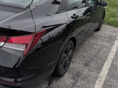 Used 2022 Hyundai Elantra SEL w/ Cargo Package FWD image 6