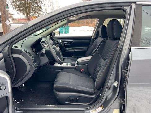 Used 2017 Nissan Altima 2.5 S w/ Power Driver Seat Package image 9