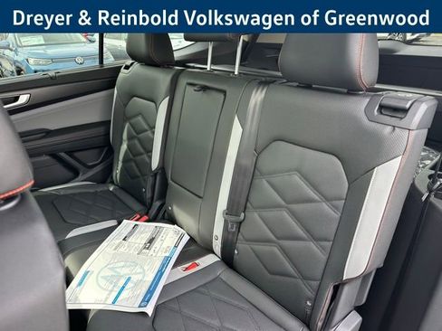 New 2026 Volkswagen Atlas Peak Edition image 30