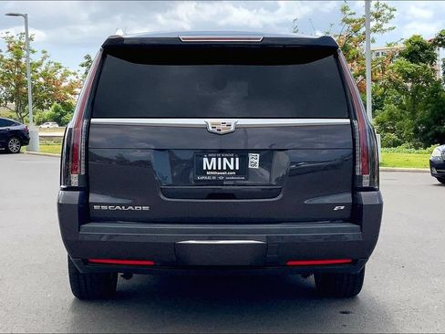 Used 2015 Cadillac Escalade ESV Platinum RWD image 4
