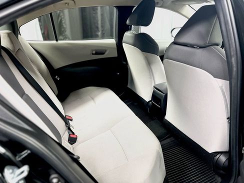 Used 2022 Toyota Corolla LE image 24
