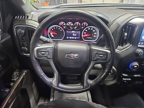 Used 2019 Chevrolet Silverado 1500 RST image 15
