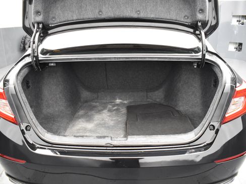 Used 2021 Honda Accord EX image 17