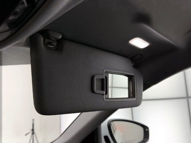 Used 2025 Audi Q5 Premium Plus AWD/4WD image 32