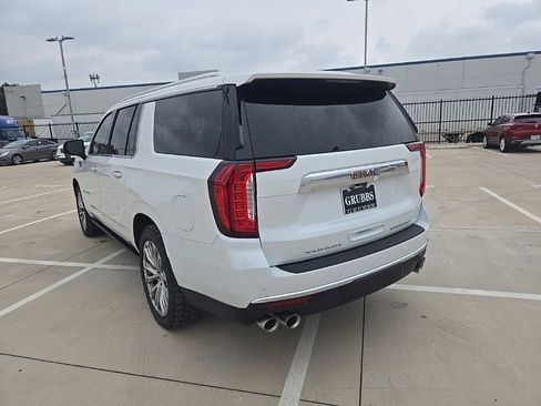Used 2021 GMC Yukon XL Denali w/ Denali Ultimate Package image 4