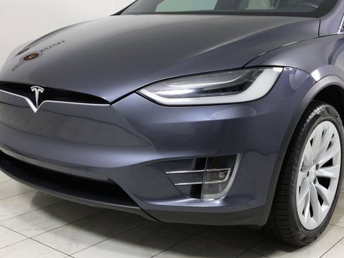 Used 2019 Tesla Model X Performance image 46