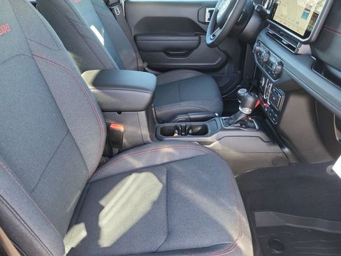 New 2026 Jeep Gladiator Rubicon image 13