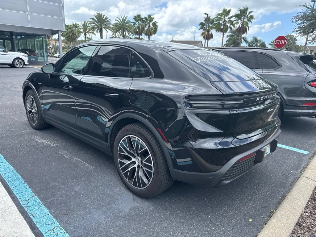 Certified 2026 Porsche Macan Electric RWD image 3