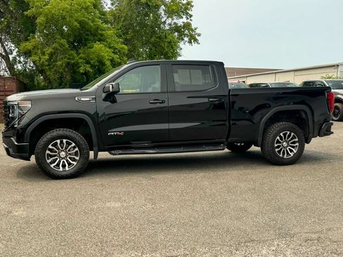 Used 2023 GMC Sierra 1500 AT4 w/ AT4 Premium Package AWD/4WD image 6