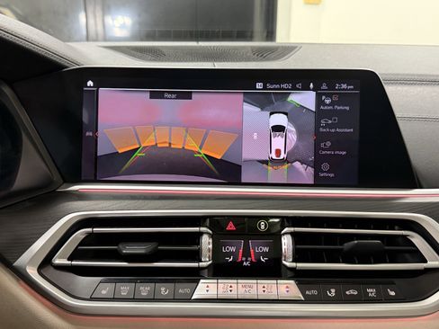 Used 2020 BMW X7 xDrive40i w/ Executive Package AWD/4WD image 26