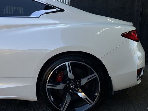 Used 2018 INFINITI Q60 Red Sport 400 w/ Pro Active Package image 20