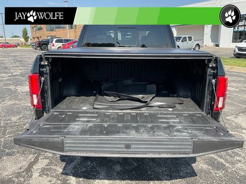 Used 2018 Ford F150 Platinum w/ Equipment Group 701A Luxury AWD/4WD image 5