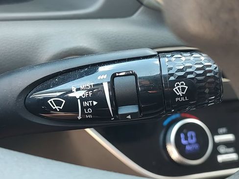 Used 2023 Hyundai Sonata SEL FWD image 23