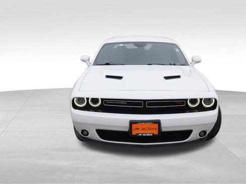 Certified 2016 Dodge Challenger R/T w/ Cold Weather Group image 12