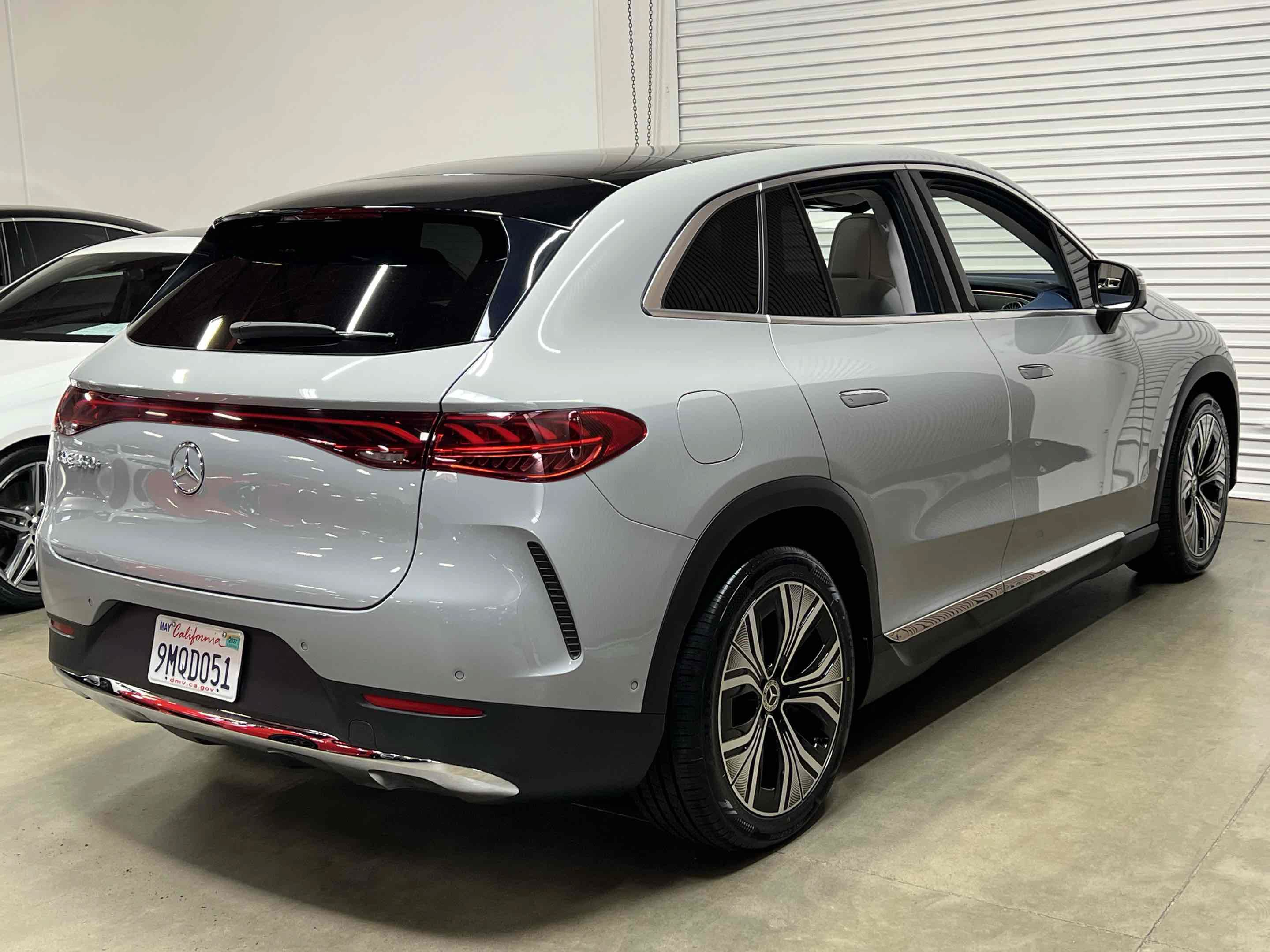 Used 2024 Mercedes-Benz EQE 350+ SUV image 31