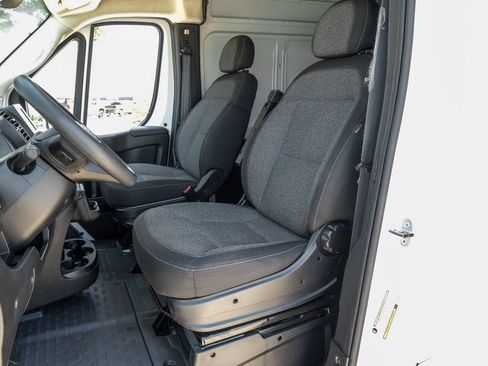 Used 2024 RAM ProMaster 2500 w/ Convenience Group FWD image 30