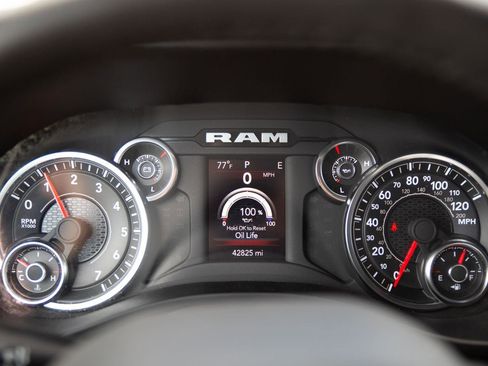 Used 2023 RAM 1500 Big Horn AWD/4WD image 13