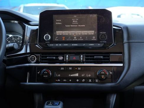 Used 2022 Nissan Pathfinder SV FWD image 21