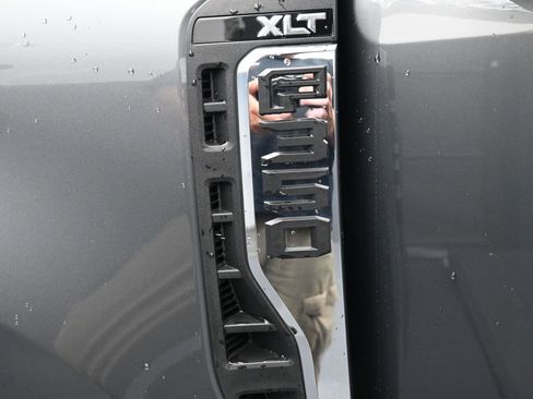 New 2025 Ford F350 XLT image 11