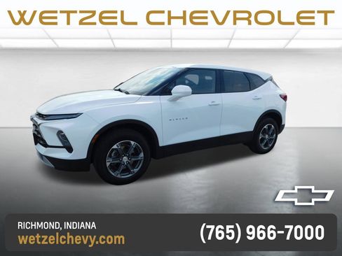 Used 2025 Chevrolet Blazer LT AWD/4WD image 7