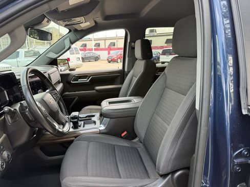 Used 2022 Chevrolet Silverado 1500 LT RWD image 26