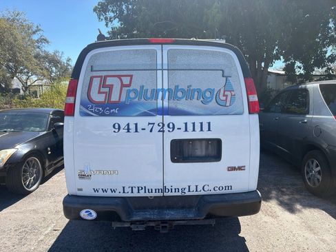 Used 2021 GMC Savana 2500 w/ Driver Convenience Package image 7