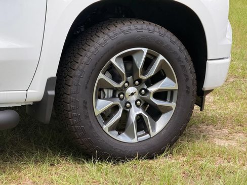 New 2026 Chevrolet Silverado 1500 RST w/ RST All Star Premium Package AWD/4WD image 34