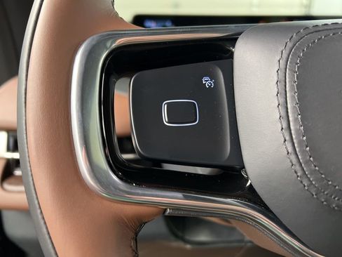 New 2026 Lincoln Navigator Reserve AWD/4WD image 22