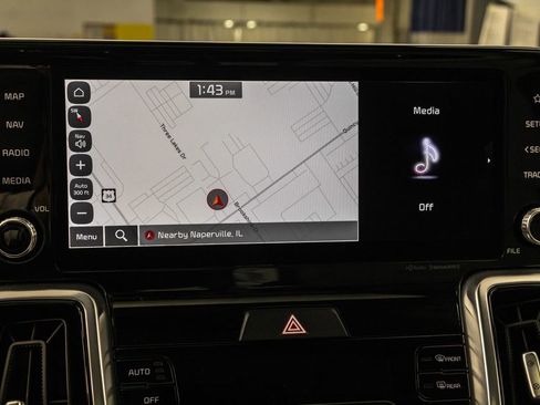 Used 2023 Kia Sorento SX image 19