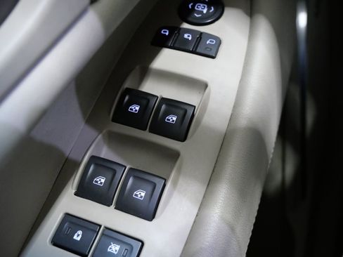 Used 2017 Cadillac Escalade Luxury image 13